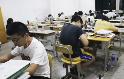 研究生到底多燒錢？普通家庭的學生看完花銷后，多半想放棄了
